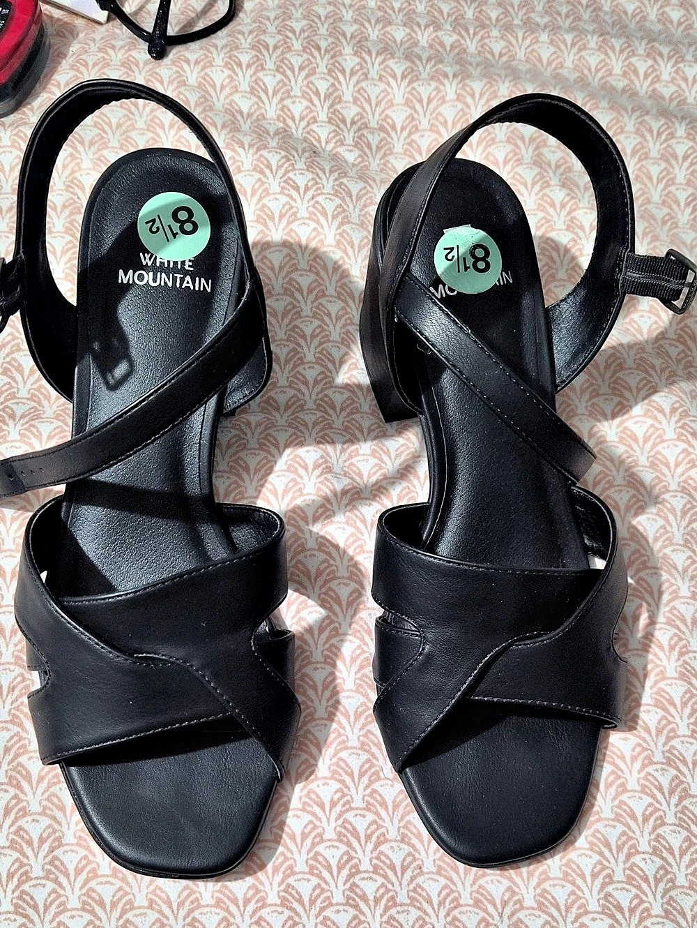 White Mountain Lydia Black Heeled Shoes Size 8.5